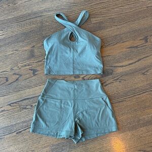 Lululemon Align Keyhole Tank Classic Fit Shorts Set Dark Forest like new rare!